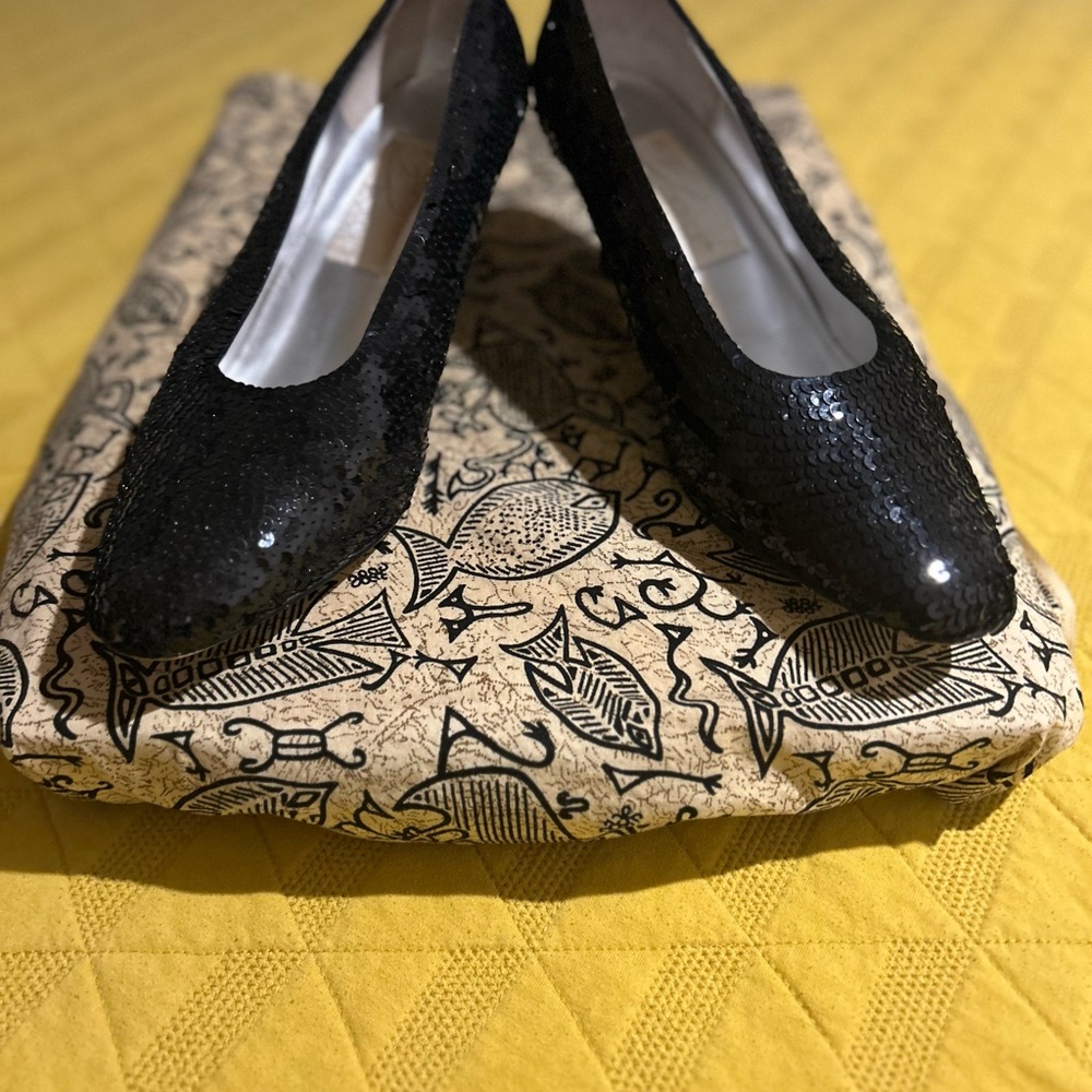 JEANNE PIERRE Black Shimmer Heels